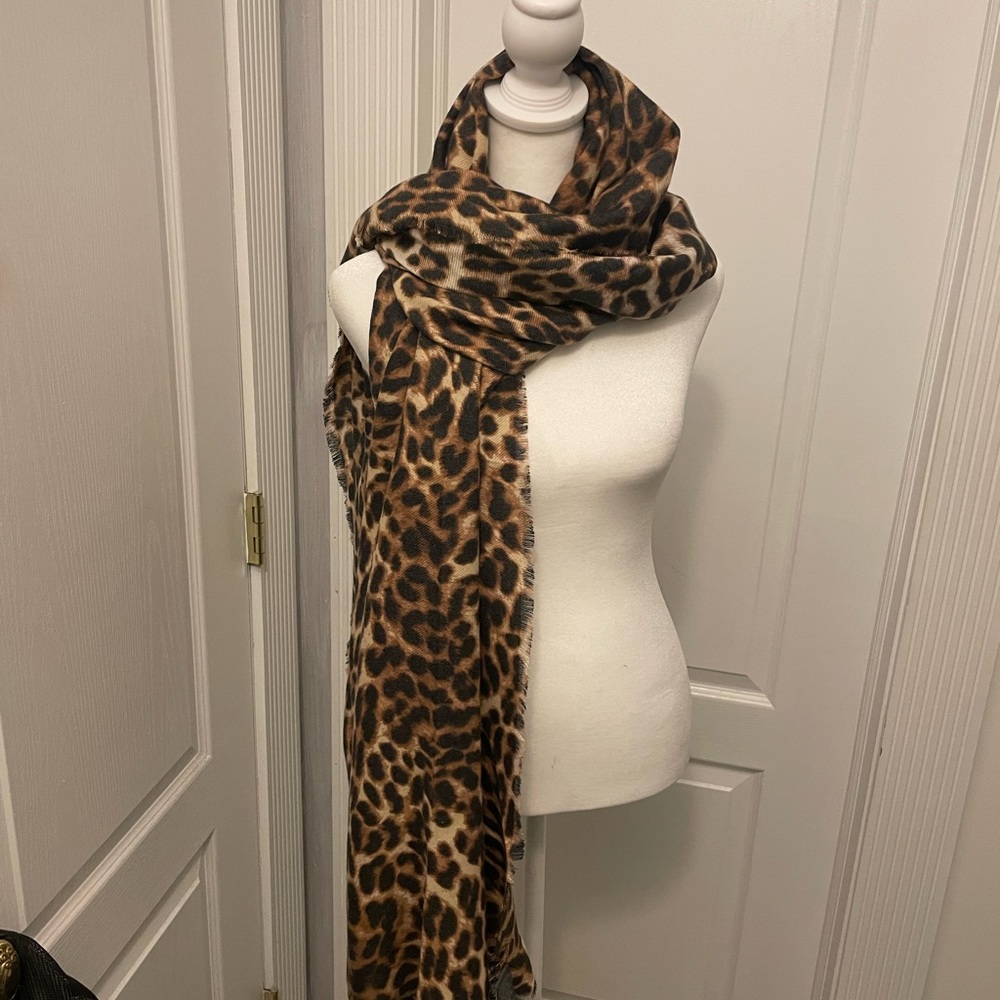 Vince camuto scarfs 2 for $16